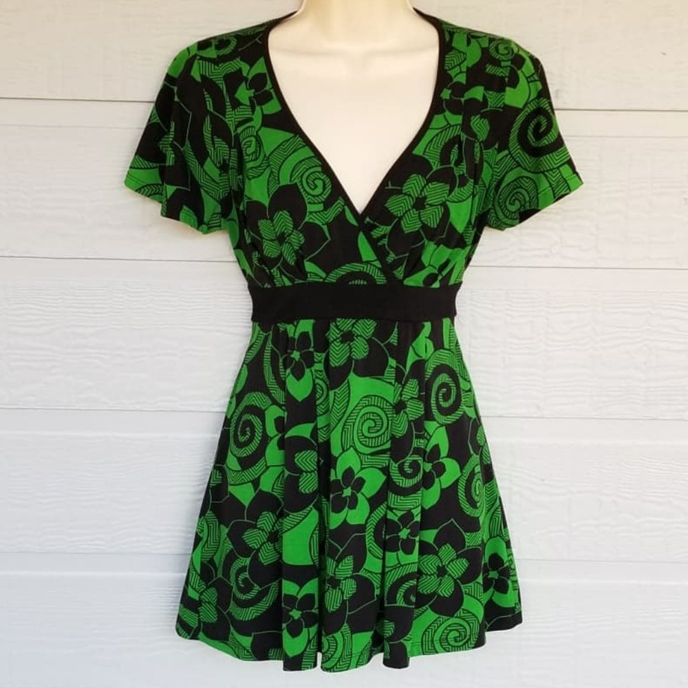 Hot Tempered Don't Be Afraid Faux Wrap Top SZL